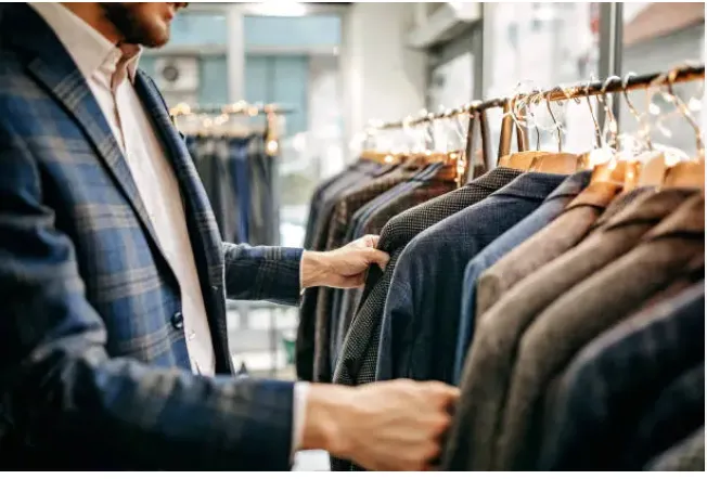 Customer and loyalty management for cloth shops